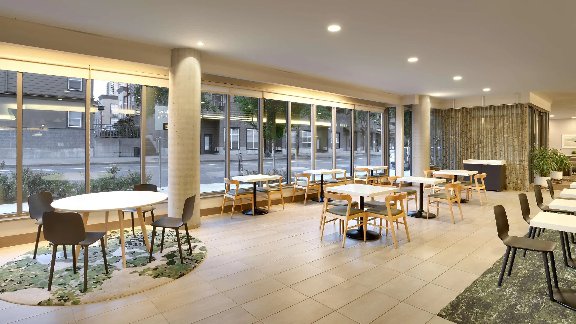 Hyatt House Portland / Downtown Hotel 3*,