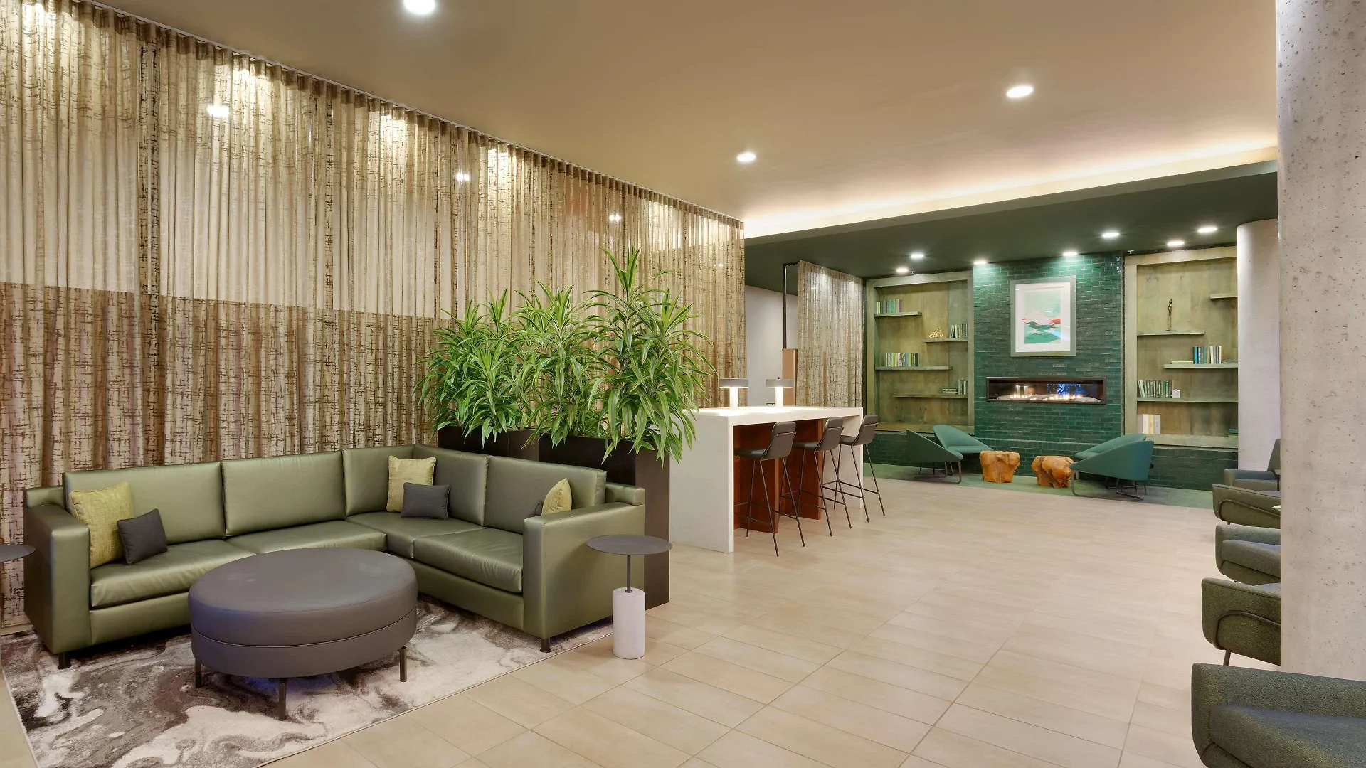 Hyatt House Portland / Downtown Hotel
