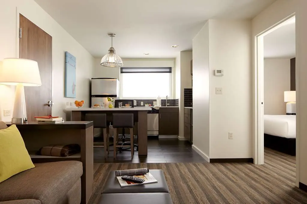 Hyatt House Portland / Downtown Hotel